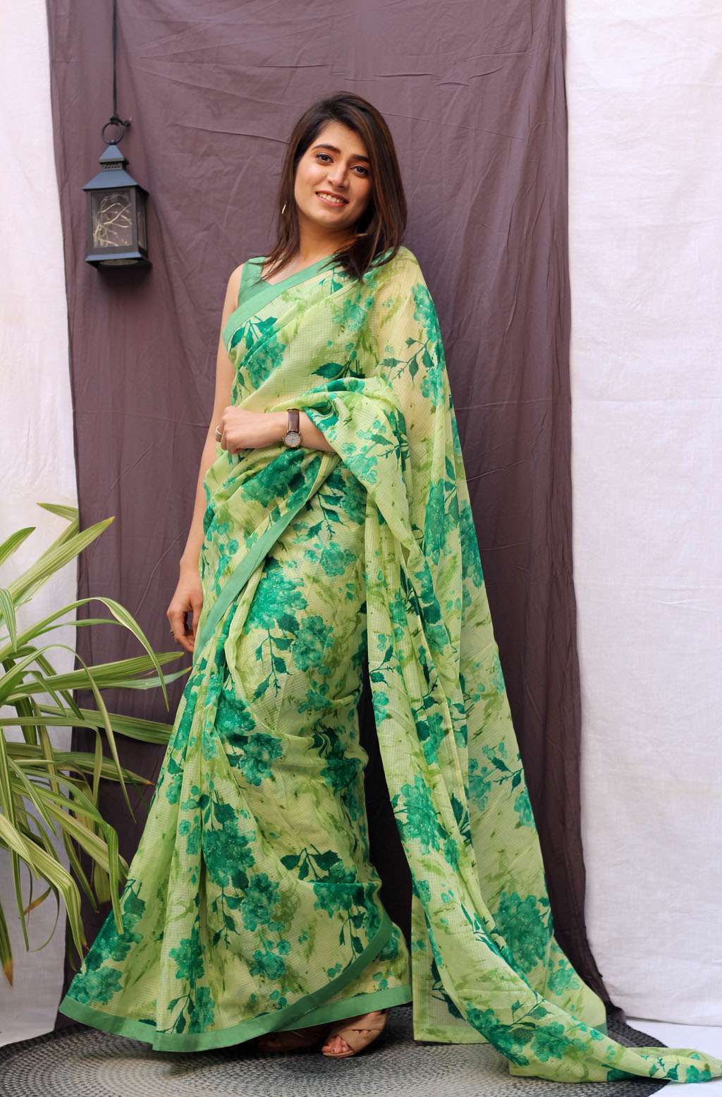 Aura Green Floral Printed Saree