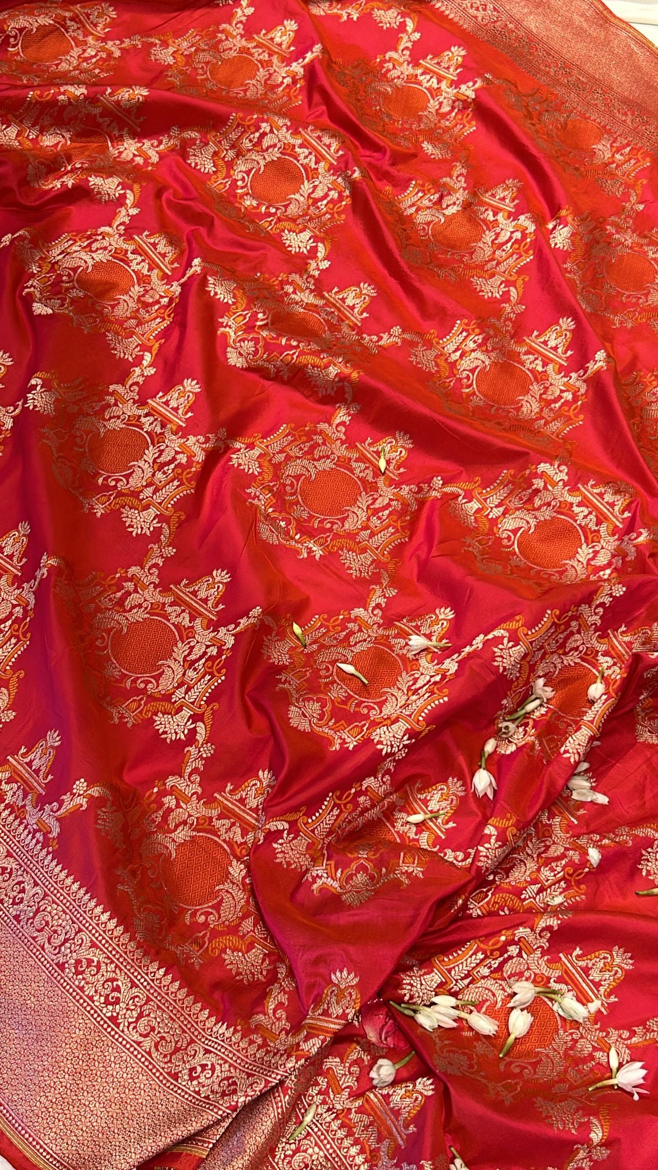 Crimson Ball of Light Banaras Saree