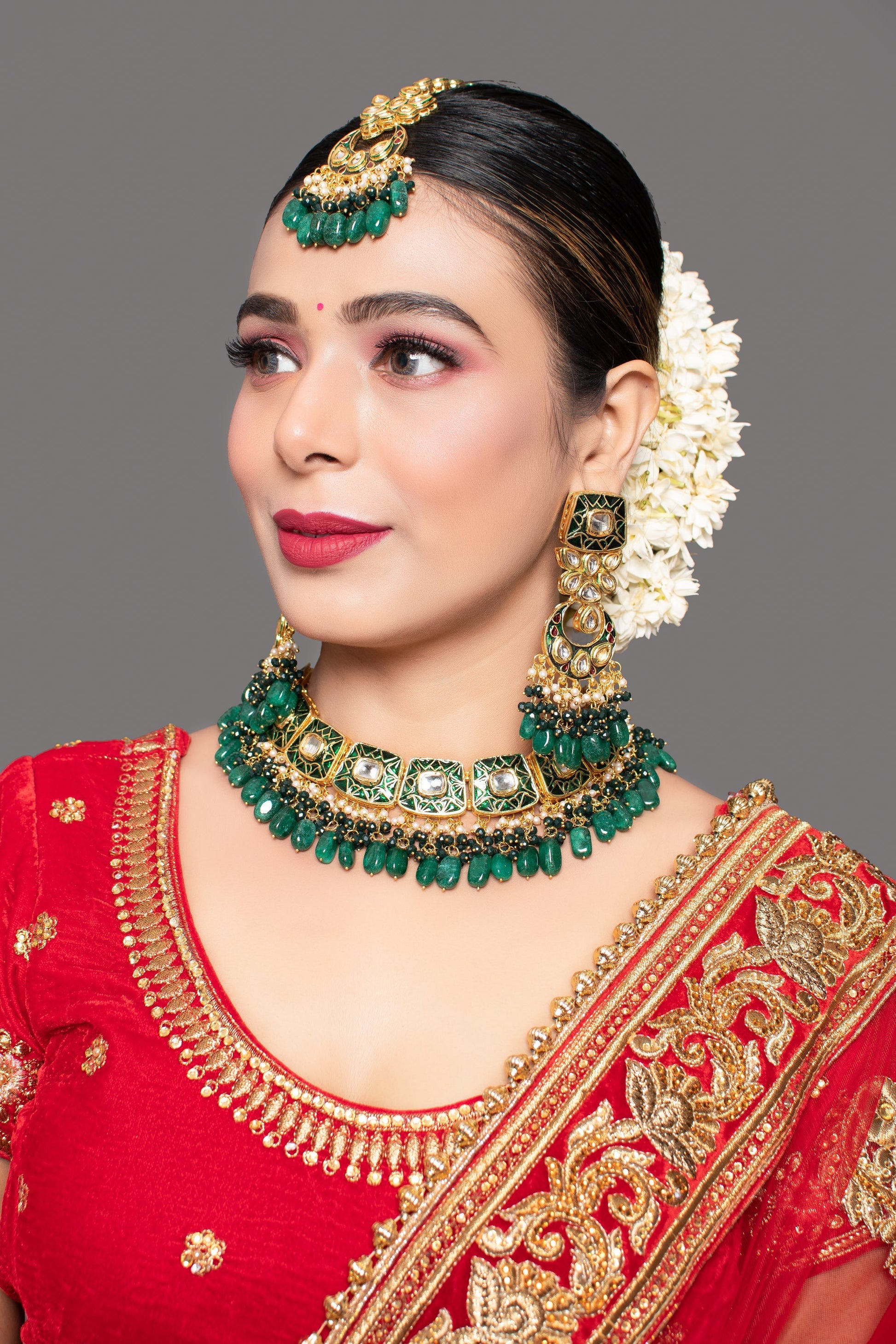 Green Gold Tone Kundan Enameled Necklace And Earrings With Maang Tikka