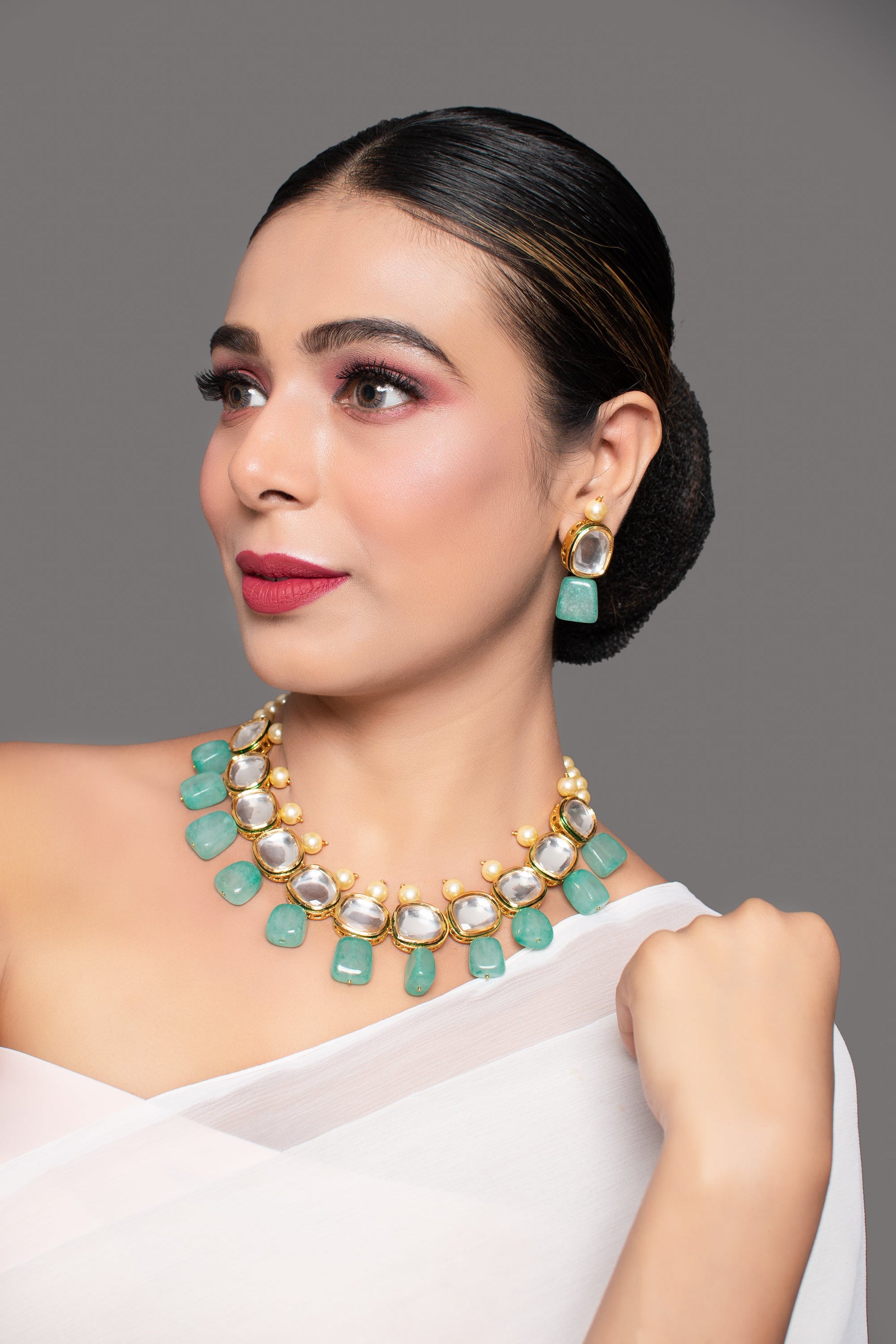 Handcrafted Kundan Necklace set