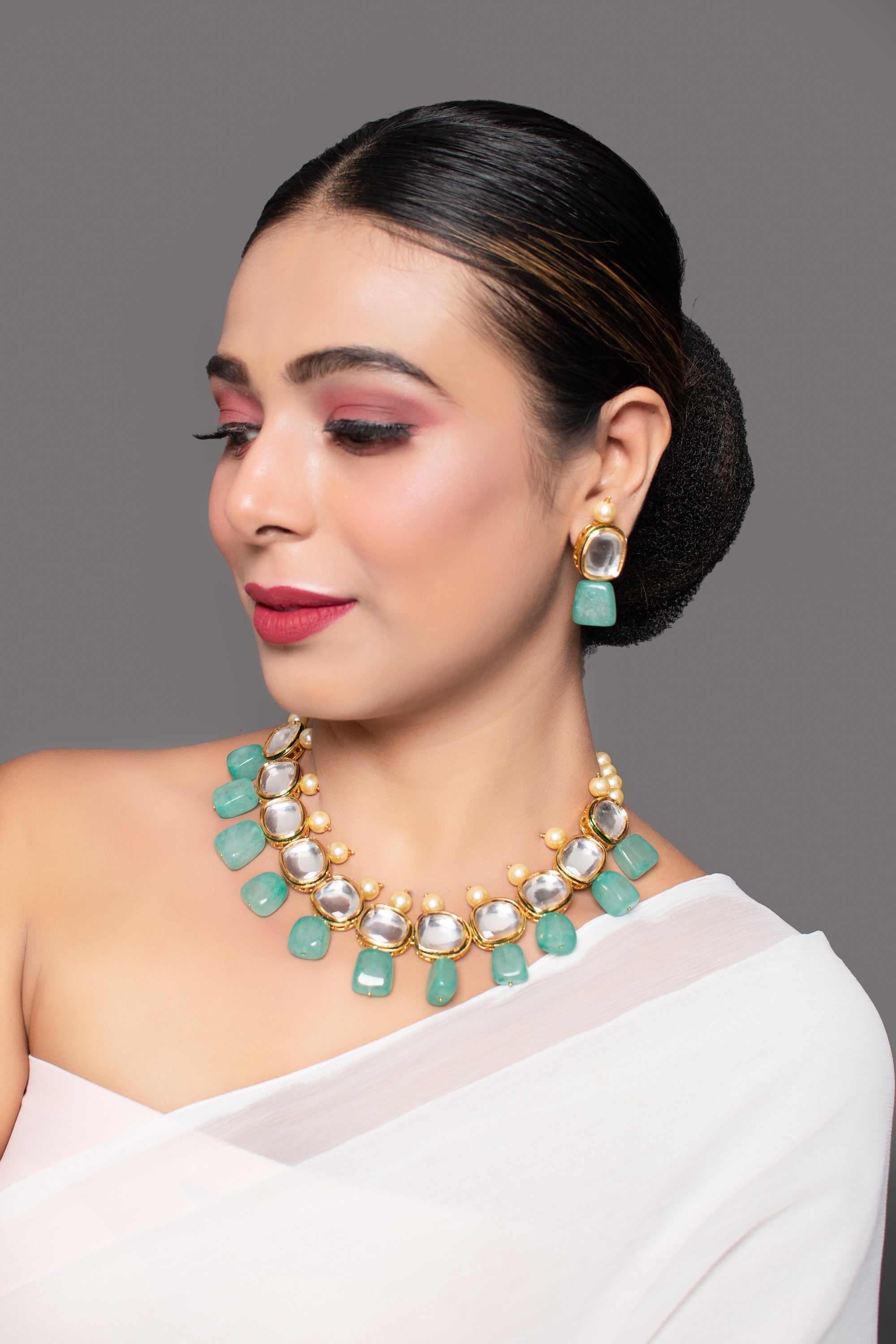 Handcrafted Kundan Necklace set