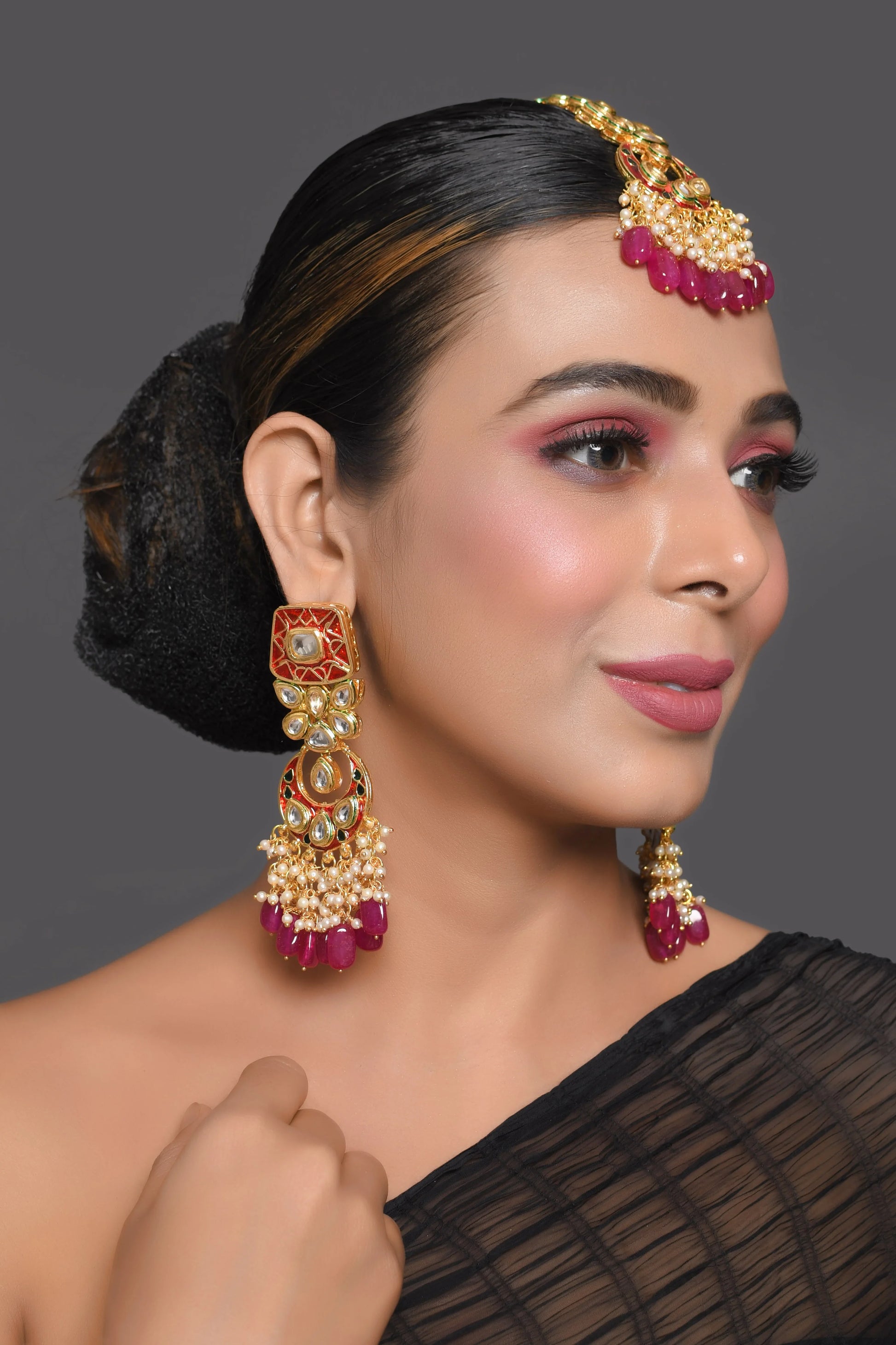 Kundan inspired mahroon enameled earrings with Maang Tikka