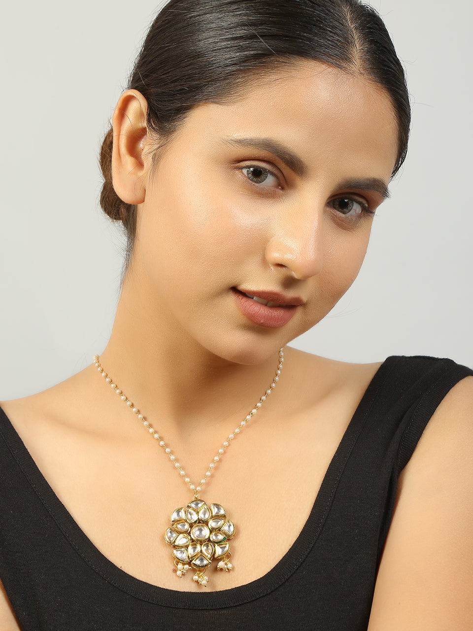 White Gold Tone Kundan Necklace