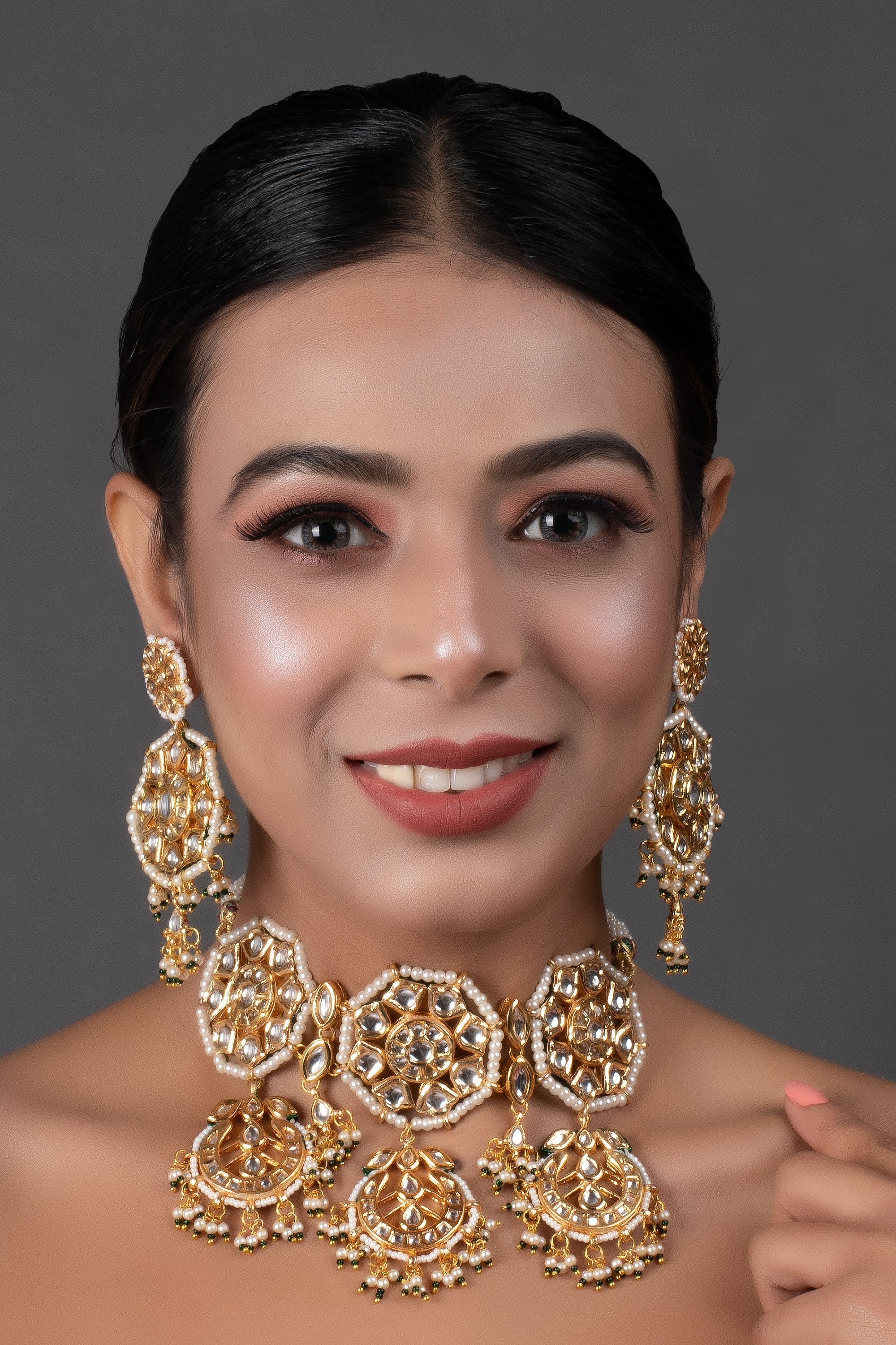 Kundan inspired pearl necklace with earrings