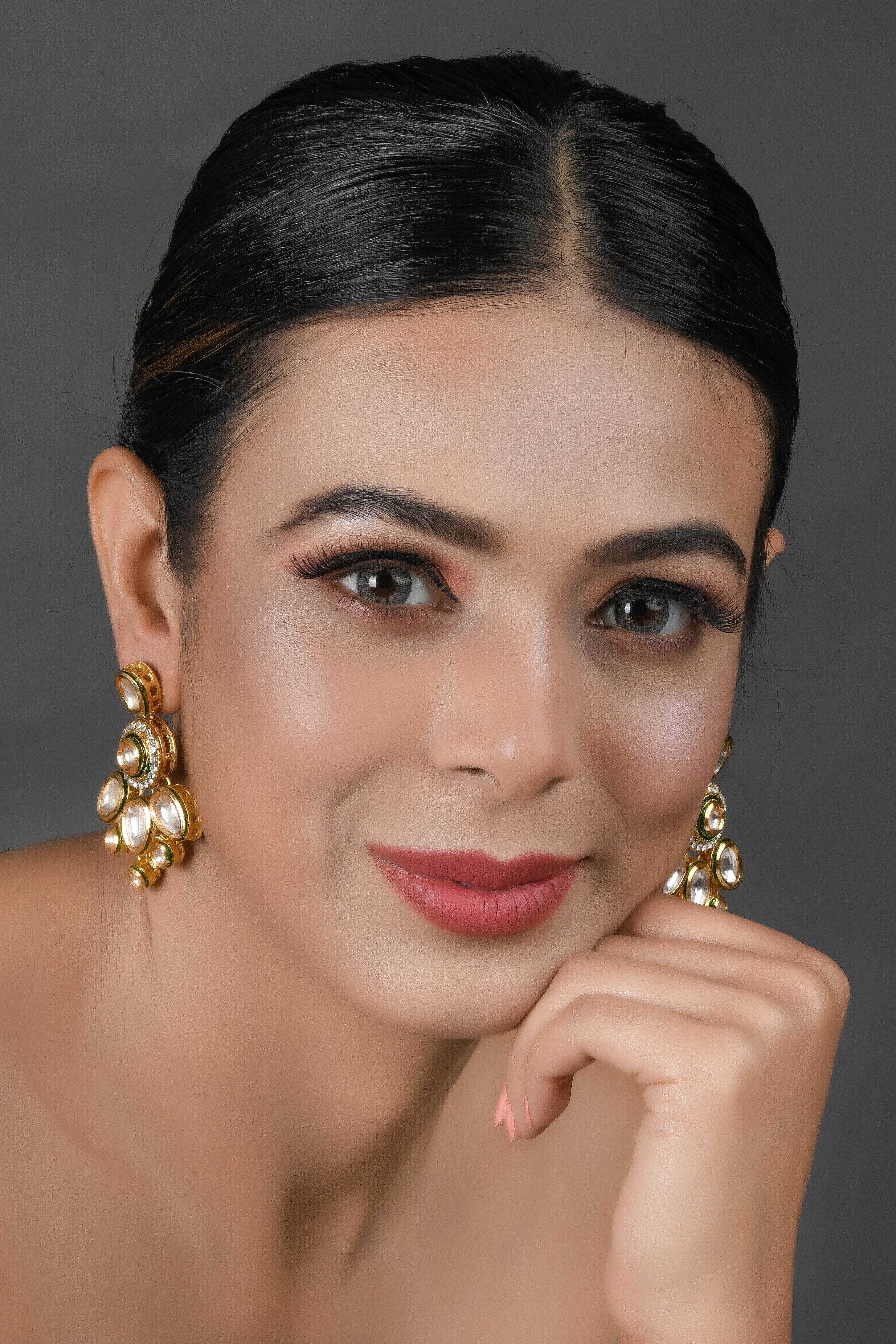 Handcrafted Kundan Earrings