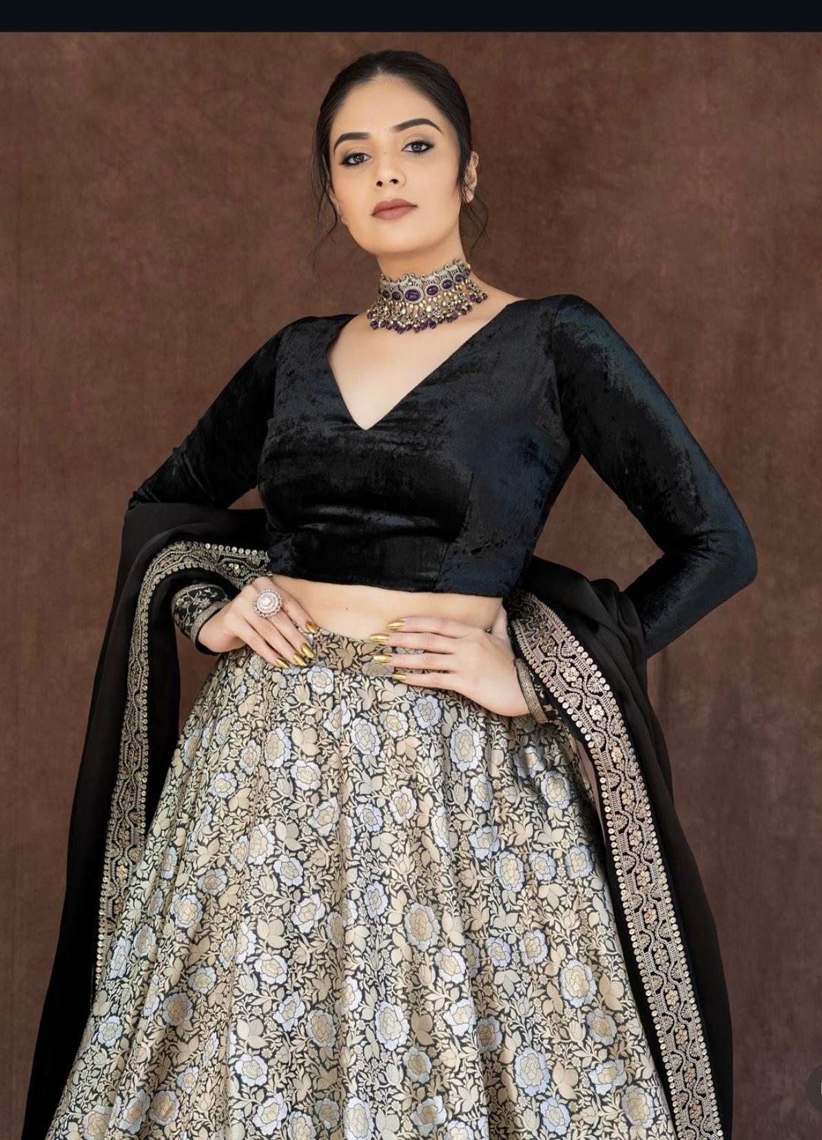 Black Banaras Lehenga set