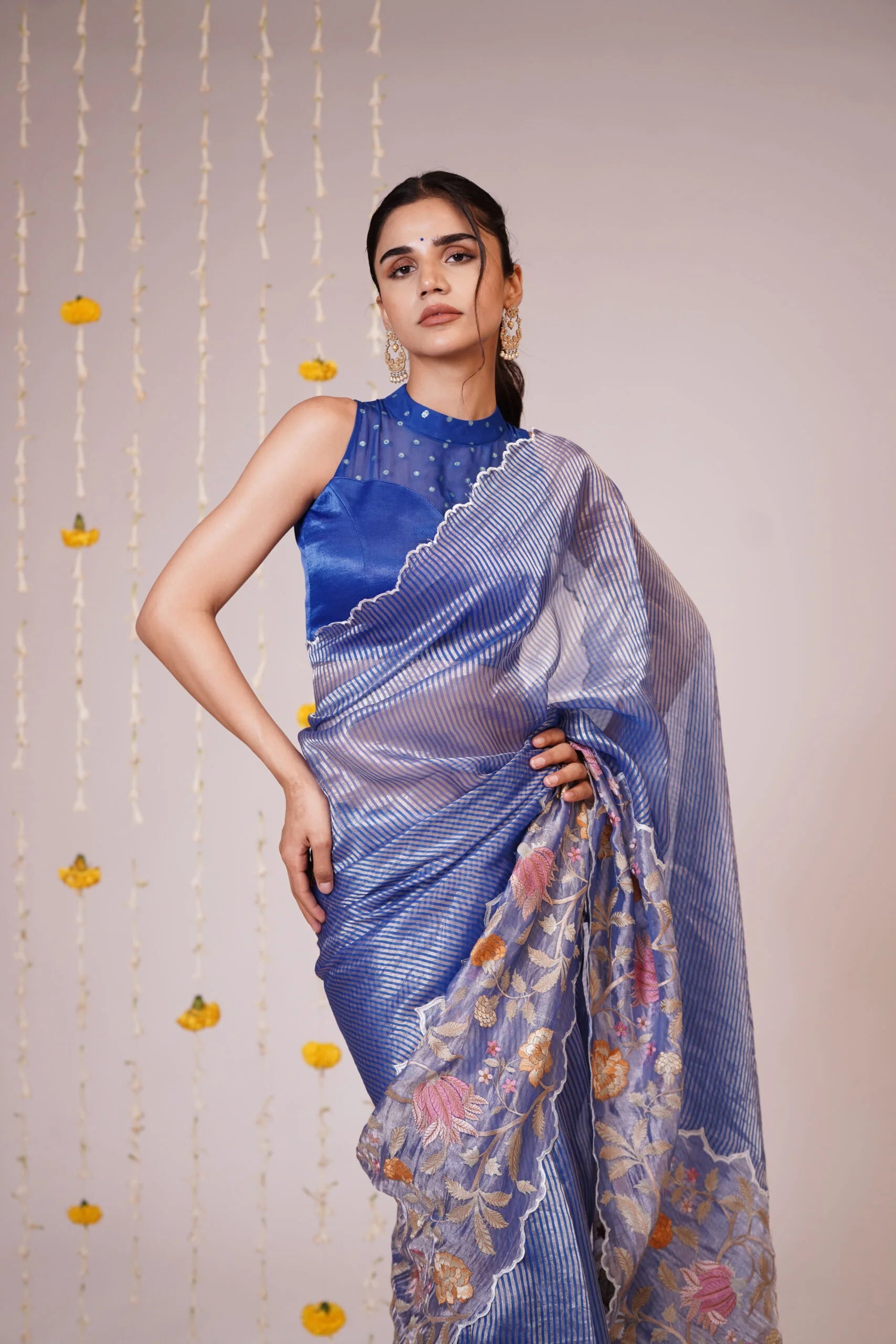 Mandhaara Neel Tissue Saree