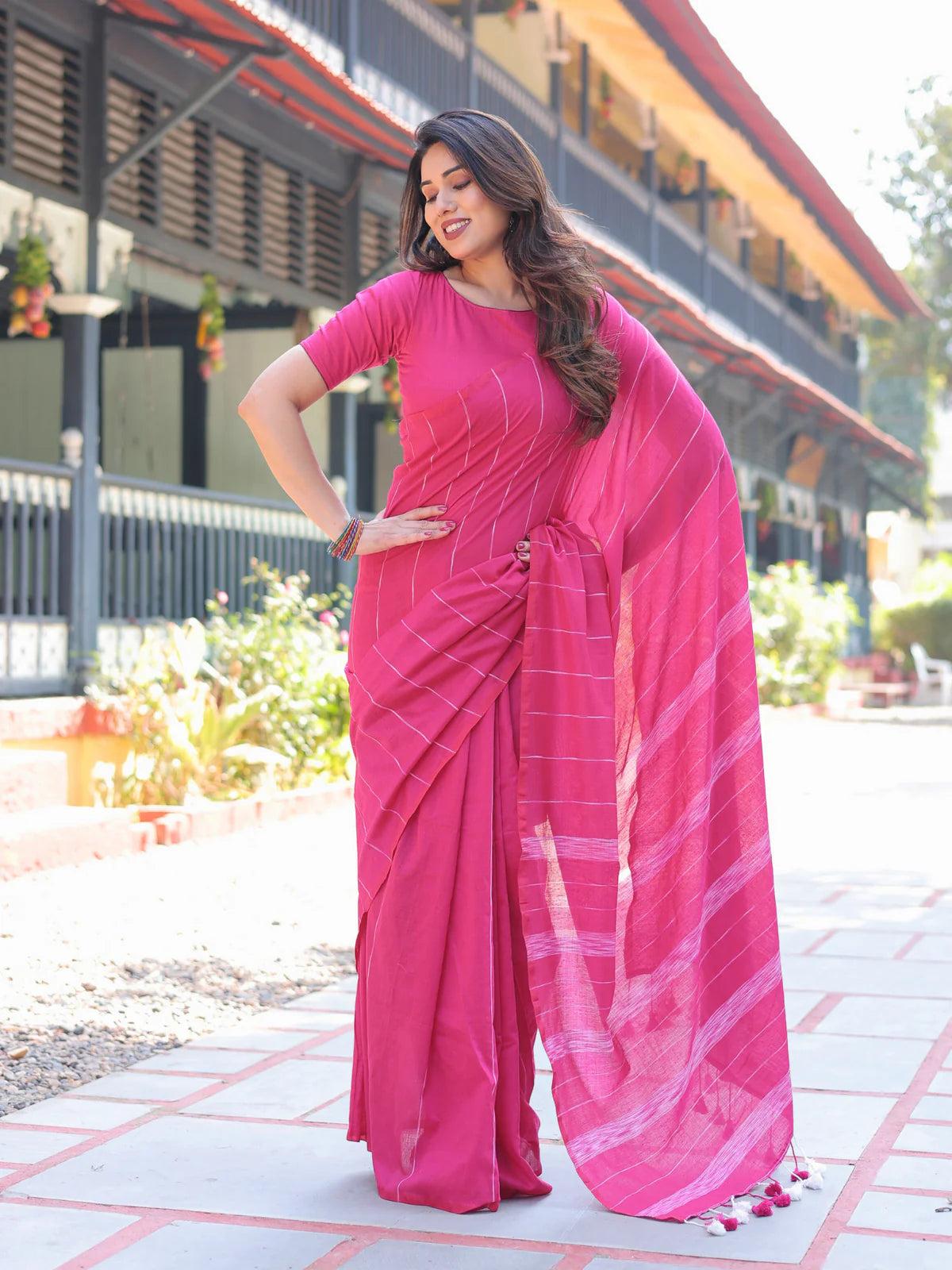 Gulabi cotton saree with Blouse