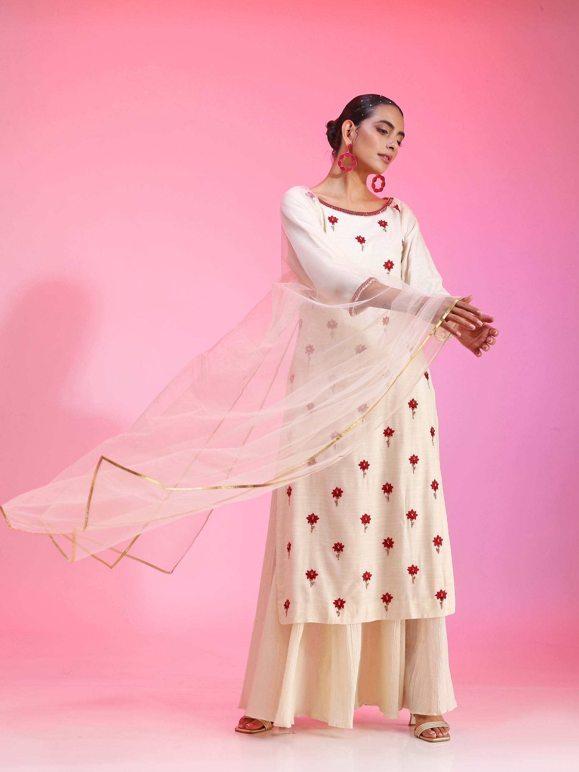 Resham work ivory kurta set