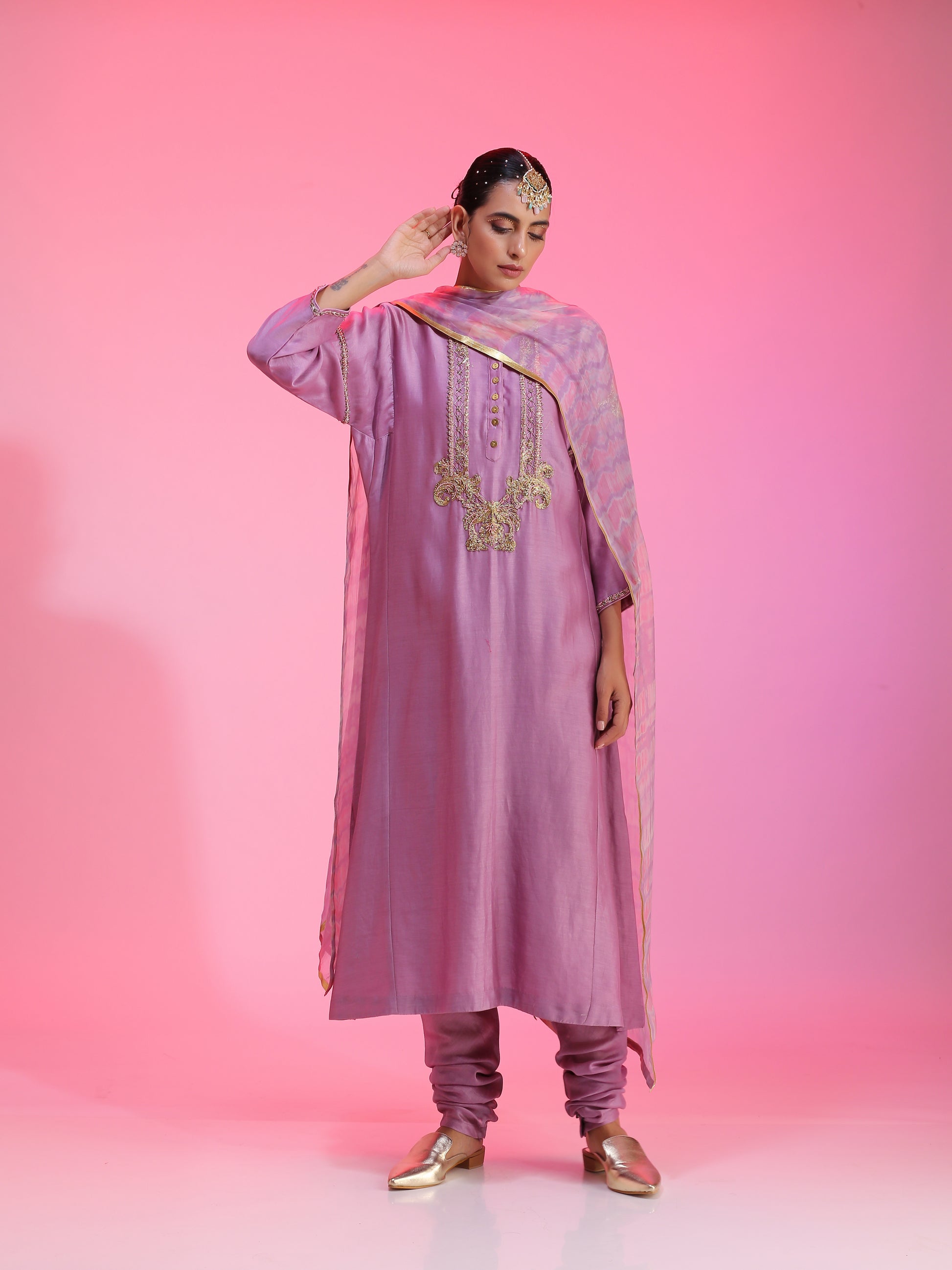 Zardozi neck mauve kalidar set